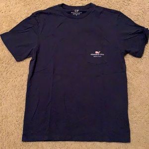 Vineyard Vines Daytona Beach American Flag Whale Small Pocket Tee